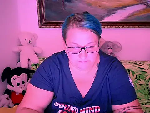 Snapshot of mayamayx chatting on 10-07-25, 07:44 mayamayx online show from 10-07-25, 07:44