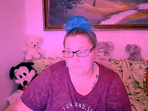 Snapshot of mayamayx chatting on 10-18-25, 07:25 mayamayx online show from 10-18-25, 07:25