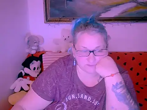 Snapshot of mayamayx chatting on 11-26-25, 05:25 mayamayx online show from 11-26-25, 05:25