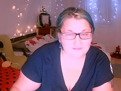 Snapshot of mayamayx chatting on 12-17-25, 07:53 mayamayx online show from 12-17-25, 07:53