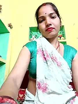 Bhuvi Bedi online show from 02-16-25, 07:04