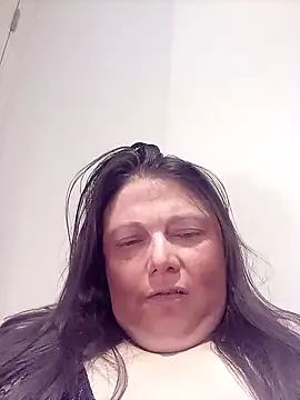 Snapshot of HotHornyEmmaX chatting on 01-28-25, 05:35 HotHornyEmmaX online show from 01-28-25, 05:35