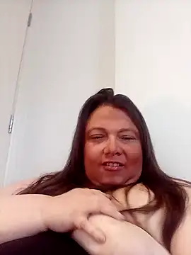 Snapshot of HotHornyEmmaX chatting on 02-03-25, 11:42 HotHornyEmmaX online show from 02-03-25, 11:42