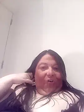 Snapshot of HotHornyEmmaX chatting on 02-05-25, 10:12 HotHornyEmmaX online show from 02-05-25, 10:12