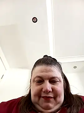 HotHornyEmmaX online show from 04-23-26, 11:42