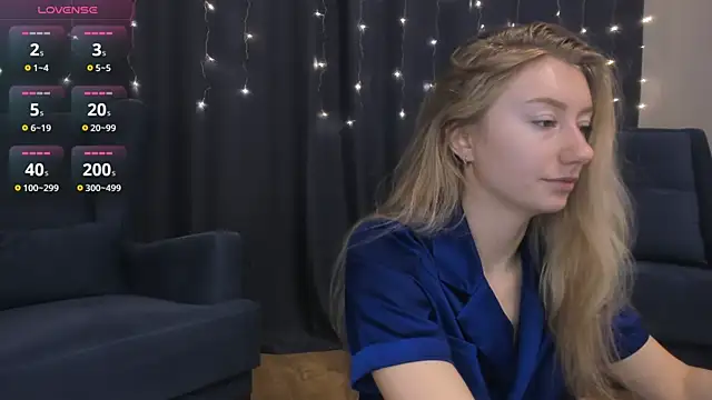 Snapshot of Rachel_Rut chatting on 11-23-25, 04:01 Rachel Rut online show from 11-23-25, 04:01