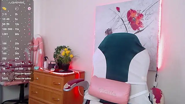 Snapshot of MarthaSimons chatting on 07-07-26, 04:15 MarthaSimons online show from 07-07-26, 04:15
