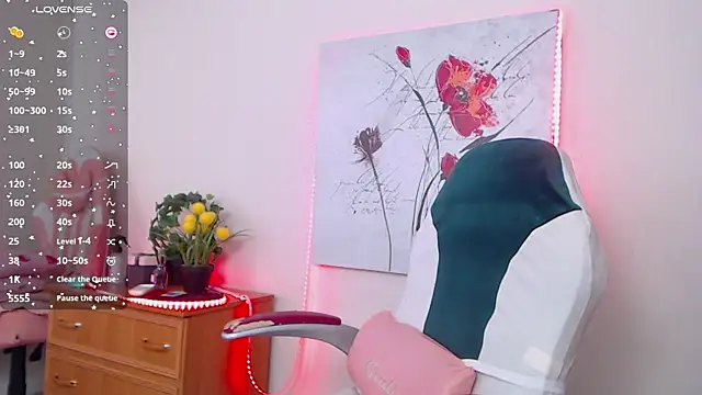 Snapshot of MarthaSimons chatting on 07-08-26, 04:17 MarthaSimons online show from 07-08-26, 04:17