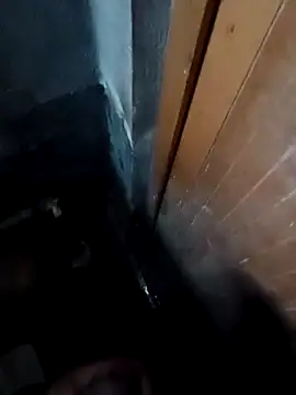 Snapshot of Raj41 chatting on 09-23-25, 01:41 Raj41 online show from 09-23-25, 01:41