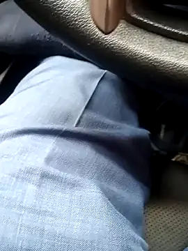 Snapshot of Raj41 chatting on 10-02-25, 07:59 Raj41 online show from 10-02-25, 07:59