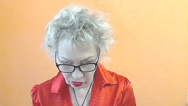 NessyJenixs online show from 05-17-26, 07:50