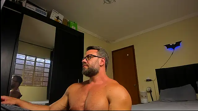 Snapshot of sexyflight chatting on 11-05-25, 04:40 sexyflight online show from 11-05-25, 04:40