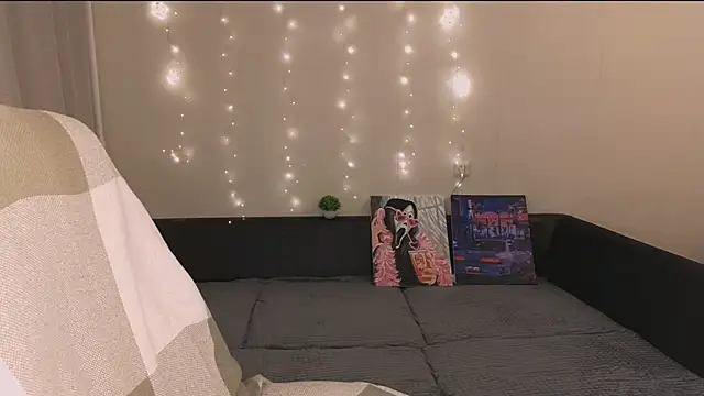 Hanna melon online show from 11-16-25, 09:31