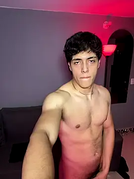 Snapshot of max_ryderr chatting on 10-29-25, 06:59 max ryderr online show from 10-29-25, 06:59