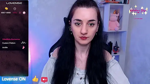Snapshot of JessicaAlfo chatting on 02-13-25, 08:59 JessicaAlfo online show from 02-13-25, 08:59