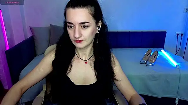 Snapshot of JessicaAlfo chatting on 10-07-25, 02:20 JessicaAlfo online show from 10-07-25, 02:20