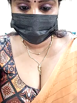 Snapshot of Queenflowerr chatting on 03-12-25, 04:35 Queenflowerr online show from 03-12-25, 04:35