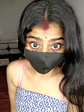 Love-N online show from 04-19-26, 07:38