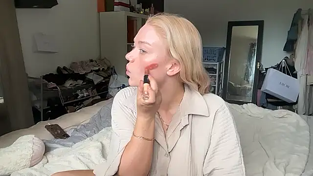 blissdimicco online show from 05-31-26, 04:14