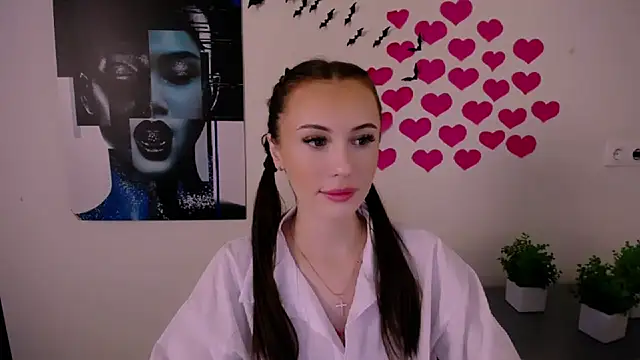 Snapshot of Nikonara_Love chatting on 01-23-25, 12:52 Nikonara Love online show from 01-23-25, 12:52