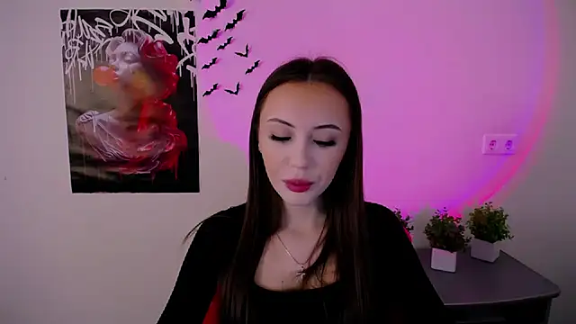 Snapshot of Nikonara_Love chatting on 02-08-25, 09:56 Nikonara Love online show from 02-08-25, 09:56