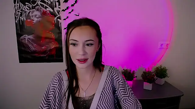 Snapshot of Nikonara_Love chatting on 02-14-25, 01:51 Nikonara Love online show from 02-14-25, 01:51
