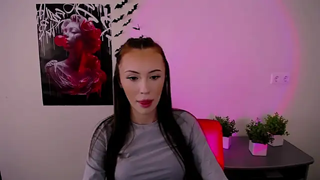 Snapshot of Nikonara_Love chatting on 02-15-25, 12:43 Nikonara Love online show from 02-15-25, 12:43