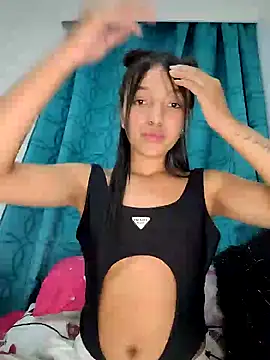 Snapshot of Briannasweeth17 chatting on 02-05-25, 02:40 Briannasweeth17 online show from 02-05-25, 02:40