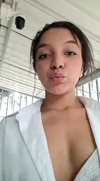 Snapshot of Briannasweeth17 chatting on 03-09-25, 09:46 Briannasweeth17 online show from 03-09-25, 09:46