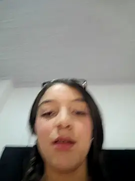 Snapshot of Briannasweeth17 chatting on 03-19-25, 05:28 Briannasweeth17 online show from 03-19-25, 05:28