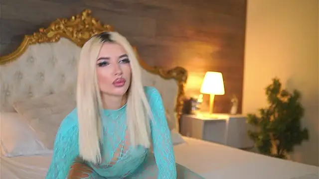 Snapshot of Juicy_Jessye chatting on 02-14-25, 08:26 Juicy Jessye online show from 02-14-25, 08:26