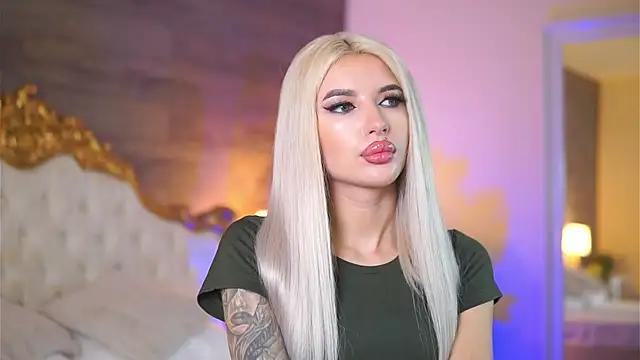 Snapshot of Juicy_Jessye chatting on 03-02-25, 07:45 Juicy Jessye online show from 03-02-25, 07:45