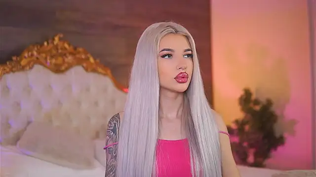 Snapshot of Juicy_Jessye chatting on 03-09-25, 08:10 Juicy Jessye online show from 03-09-25, 08:10