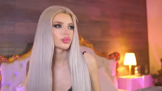 Snapshot of Juicy_Jessye chatting on 03-12-25, 02:09 Juicy Jessye online show from 03-12-25, 02:09