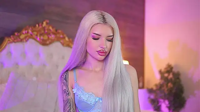 Snapshot of Juicy_Jessye chatting on 03-15-25, 08:32 Juicy Jessye online show from 03-15-25, 08:32