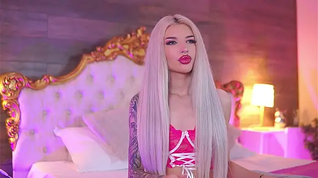 Snapshot of Juicy_Jessye chatting on 03-18-25, 08:26 Juicy Jessye online show from 03-18-25, 08:26