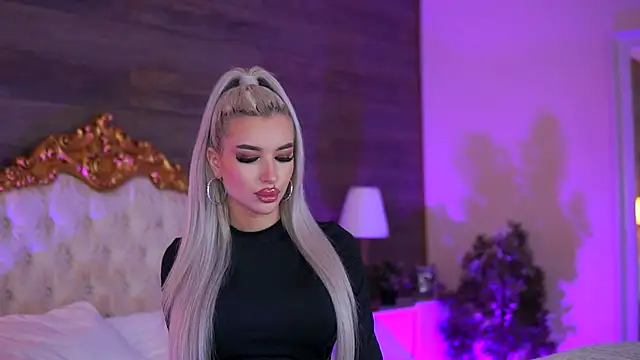 Snapshot of Juicy_Jessye chatting on 09-14-25, 07:46 Juicy Jessye online show from 09-14-25, 07:46