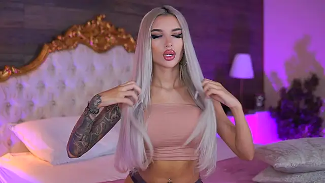 Snapshot of Juicy_Jessye chatting on 09-23-25, 07:50 Juicy Jessye online show from 09-23-25, 07:50