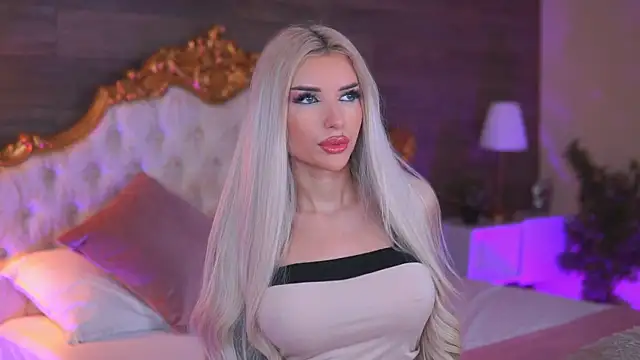 Snapshot of Juicy_Jessye chatting on 11-20-25, 09:14 Juicy Jessye online show from 11-20-25, 09:14