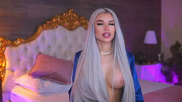 Juicy Jessye online show from 01-17-26, 09:18