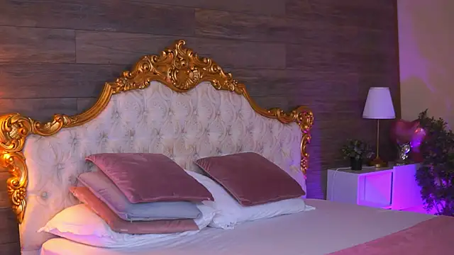 Snapshot of Juicy_Jessye chatting on 06-12-26, 08:41 Juicy Jessye online show from 06-12-26, 08:41