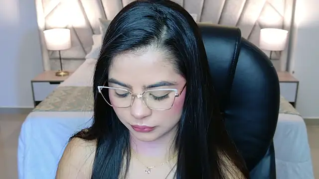 Layla Breezee online show from 07-12-26, 11:34