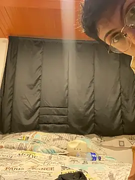 ApoloCruz online show from 04-06-26, 01:36