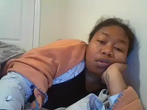 Snapshot of angeliquebelcali chatting on 02-21-25, 10:39 angeliquebelcali online show from 02-21-25, 10:39