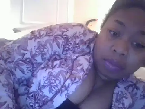 Snapshot of angeliquebelcali chatting on 03-08-25, 12:11 angeliquebelcali online show from 03-08-25, 12:11