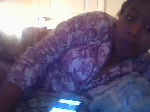 Snapshot of angeliquebelcali chatting on 03-12-25, 12:42 angeliquebelcali online show from 03-12-25, 12:42
