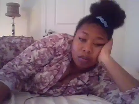 Snapshot of angeliquebelcali chatting on 03-17-25, 03:25 angeliquebelcali online show from 03-17-25, 03:25