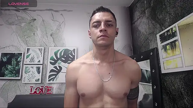 Snapshot of Frank_Millers chatting on 02-17-25, 11:09 Frank Millers online show from 02-17-25, 11:09