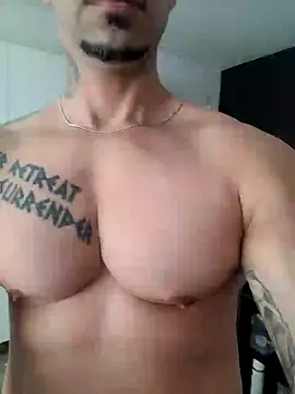 Snapshot of badbrown chatting on 01-25-25, 01:41 badbrown online show from 01-25-25, 01:41