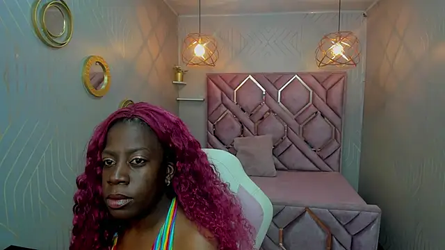 Snapshot of nefertiti_ebony chatting on 02-22-25, 04:18 nefertiti ebony online show from 02-22-25, 04:18